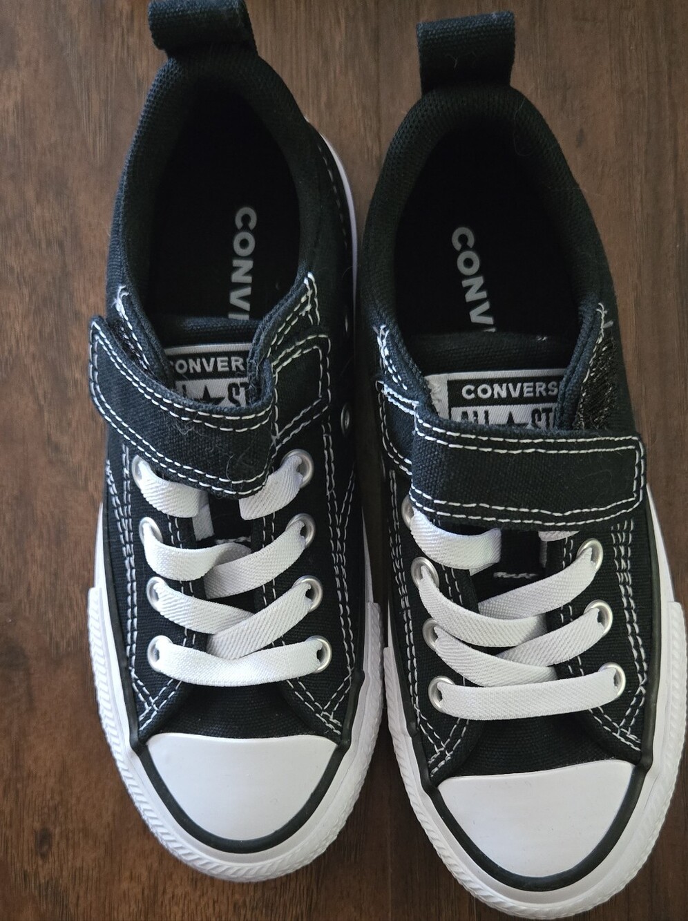 Converse Classic Low Top Chuck Taylors Kids Size 12 Black And White Nib